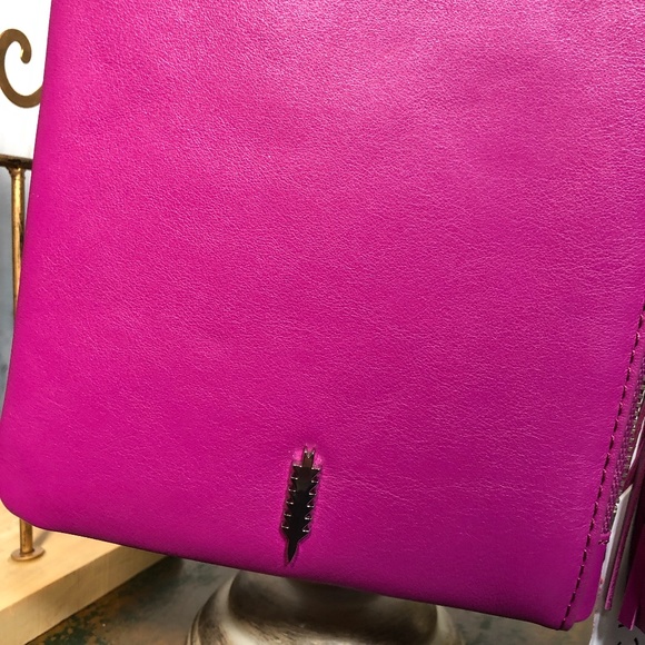 Thacker Fuchsia Leather Clutch-Wristlet RingHandle - Picture 2 of 12